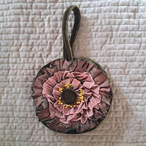 Goody Goody 90s Vintage Victorian Mini Flower Wristlet